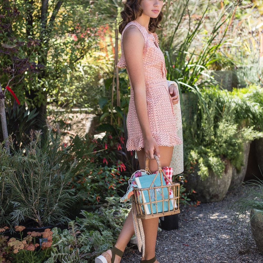 Adelyn Rae, Retro PARKER Woven Eyelet Romper - XS or US 4 /Nude Blush. NWOT!